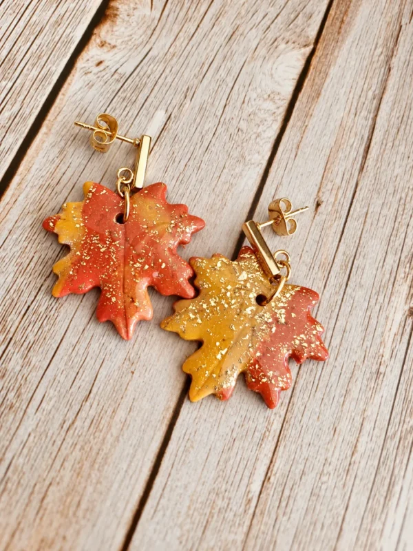 Feuille d'automne orange