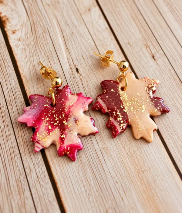 Feuille d'automne rouge